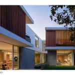 Vertical Courtyard House | Montalba Architects - Sheet1